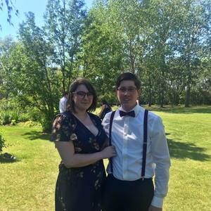 Meet your Posher, Emilie